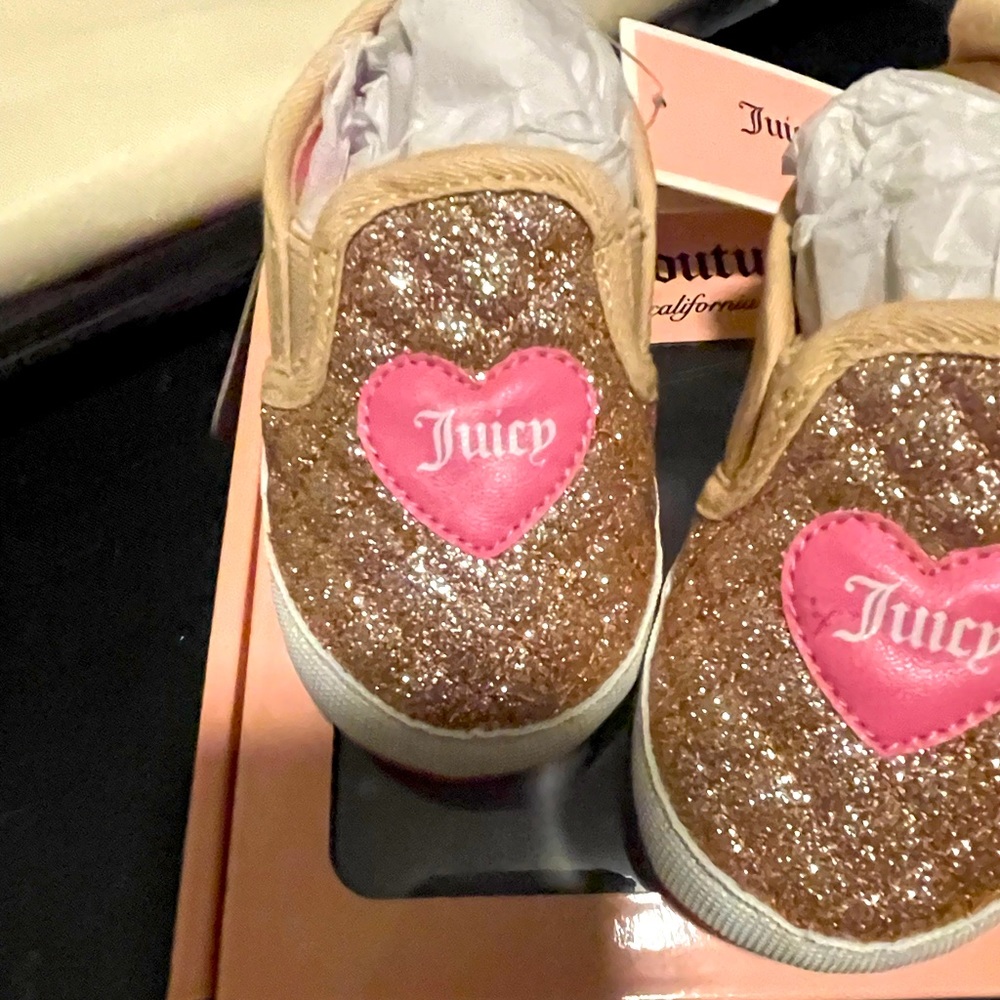 Baby shoes Juicy couture
